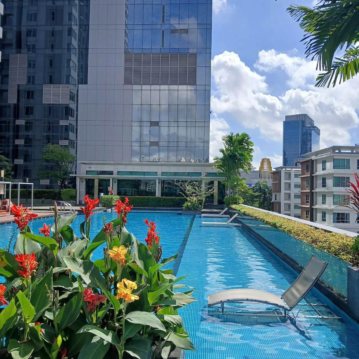 สิริ แอท สุขุมวิท
