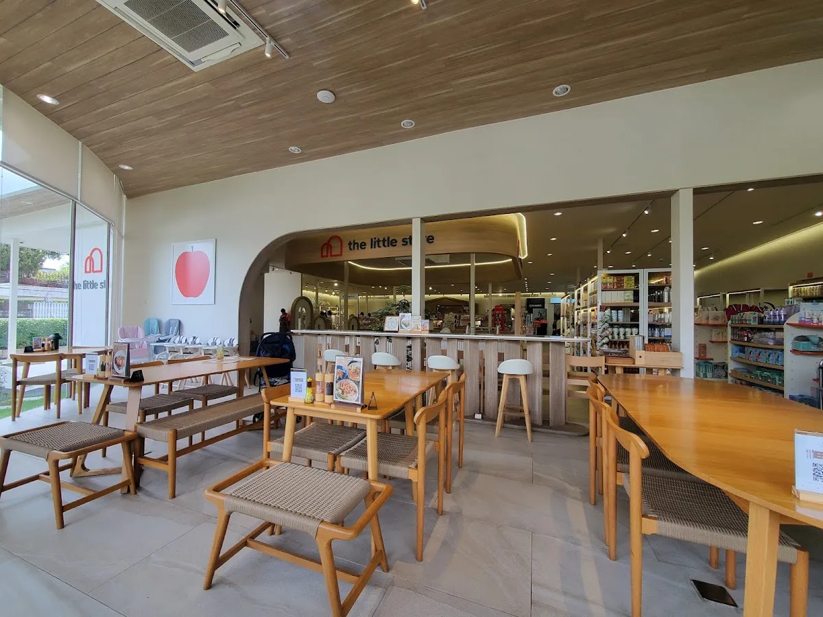Hoshi Cafe