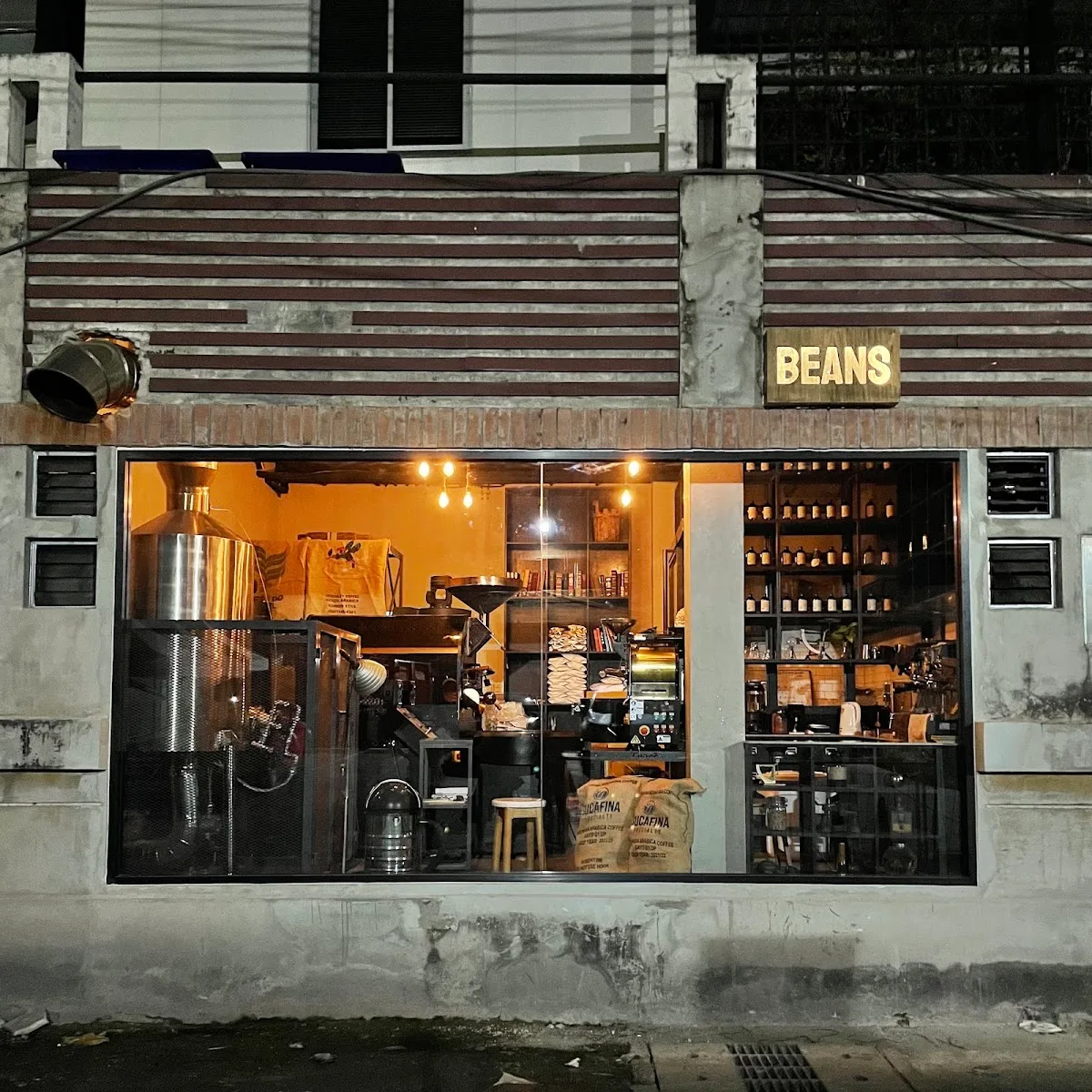 BEANS Coffee Roaster Thonglor